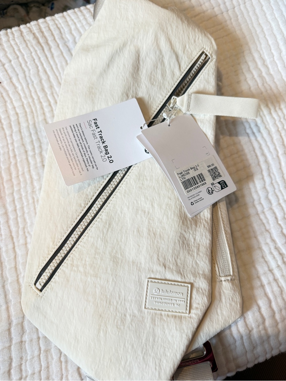 Lululemon Fast Track Bag 2.0 9L - Ivory NWT